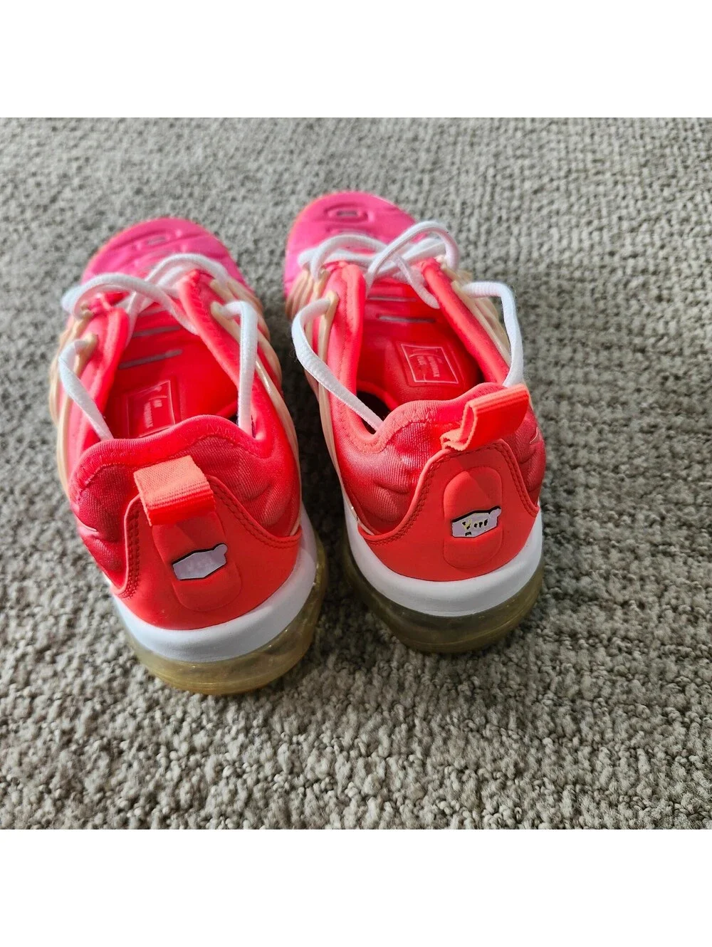 Nike Air VaporMax Plus Women's Running Shoes Size 7 Pink Coral